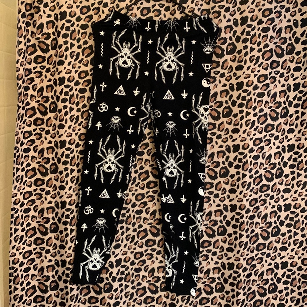 Jawbreaker leggings